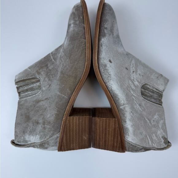 Madewell Grayson Western Chelsea Booties In Velvet Distressed Stone Size 5.5 - Picture 5 of 8